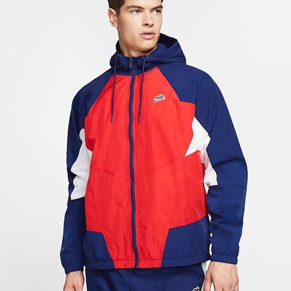 BRAND NEW NIKE HERITAGE WINDRUNNER JACKET